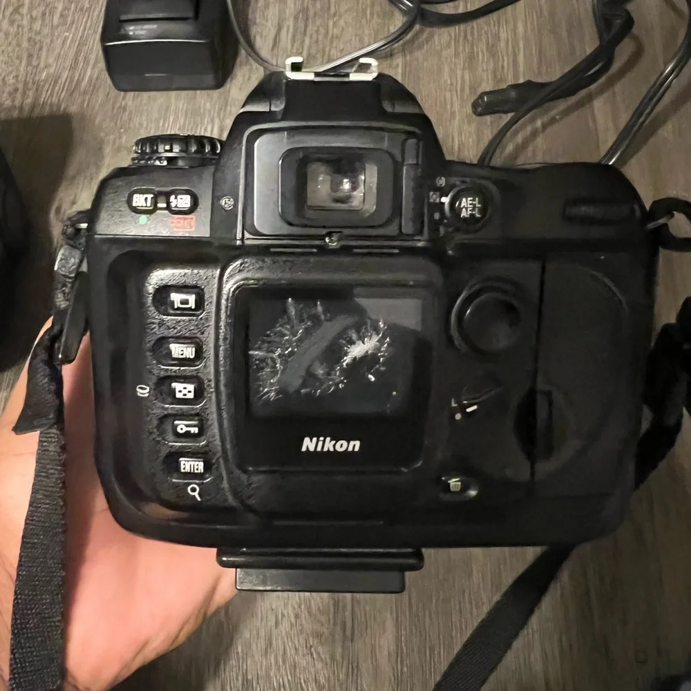 NIKON D100 Digital Camera (willing to negotiate)
